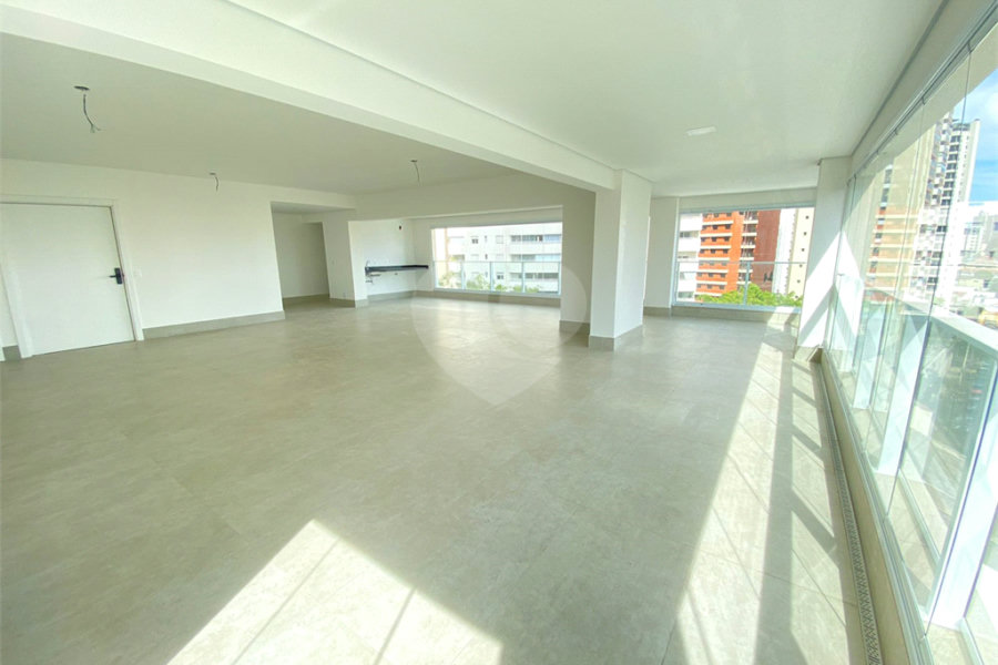 Apartamento à venda com 4 suítes em Santana, São Paulo, SP