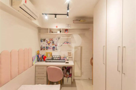 Apartamento à venda com 4 quartos, sendo 1 suíte,  em Tijuca, Rio de Janeiro, RJ