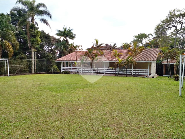 Casa à venda com 4 quartos, sendo 1 suíte,  no condomínio Parque Imperial da Cantareira, Mairiporã - SP