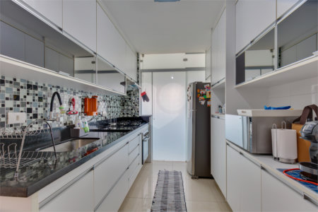 Apartamento à venda com 2 quartos, sendo 1 suíte, em Alto da Boa Vista, São Paulo, SP