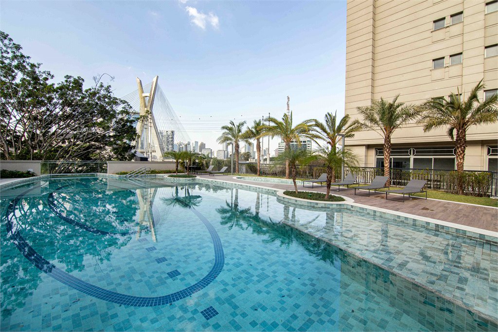Apartamento à venda com 4 suítes em Cidade Jardim, São Paulo, SP