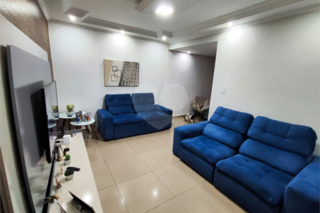 Casa à venda com 3 quartos, sendo 1 suíte,  em Vila Cecília, Mogi das Cruzes, SP