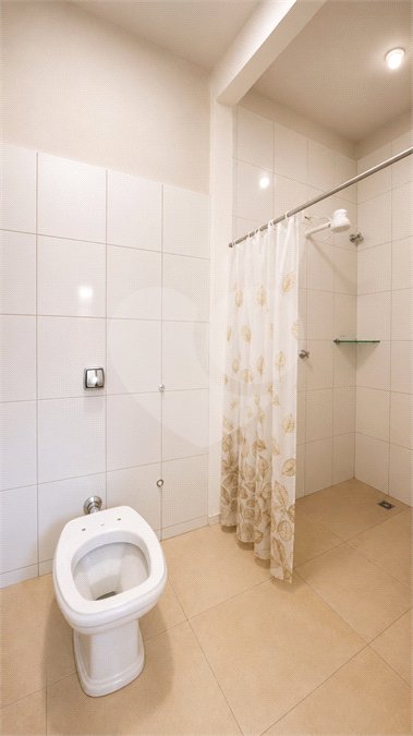 Casa Térrea à venda com 3 quartos, sendo 1 suíte, no Centro, Chapada dos Guimarães, MT