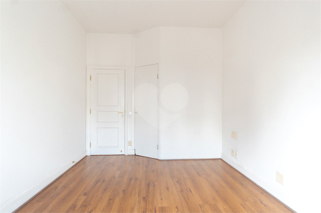 Duplex à venda com 6 quartos, sendo 4 suítes, em Alto de Pinheiros, São Paulo, SP