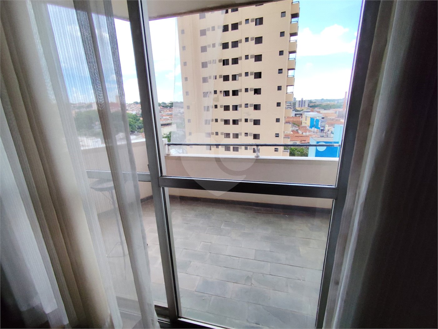 Apartamento à venda com 3 quartos, sendo 1 suíte, no Centro, Sorocaba, SP
