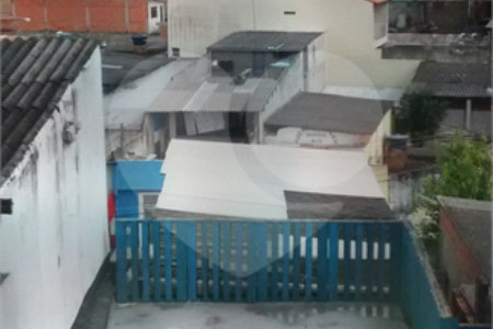 Sobrado à venda com 2 suítes em Jardim Obelisco, Poá, SP