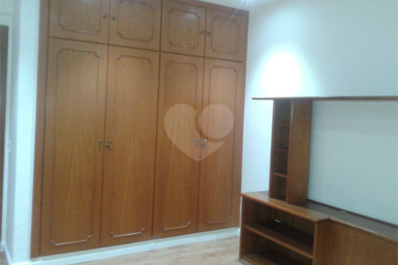 Apartamento à venda com 4 quartos, sendo 3 suítes, em Santana, São Paulo, SP