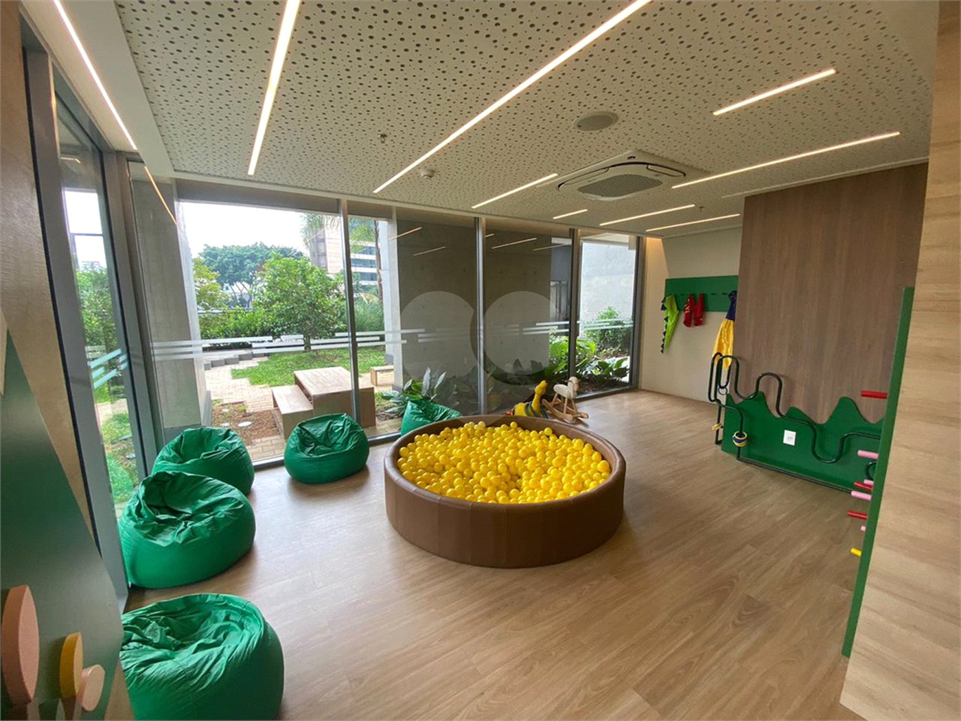 Apartamento à venda com 3 suítes em Jardim das Acácias, São Paulo, SP