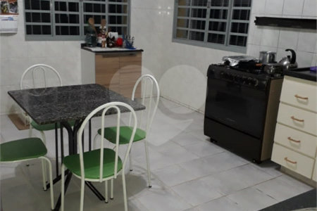 Chácara à venda com 4 quartos, sendo 1 suíte,  em Chácaras Polozzi, Louveira, SP