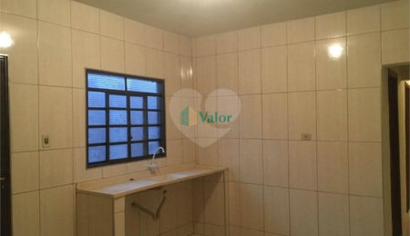 Casa à venda com 2 quartos em Cidade Aracy, São Carlos, SP