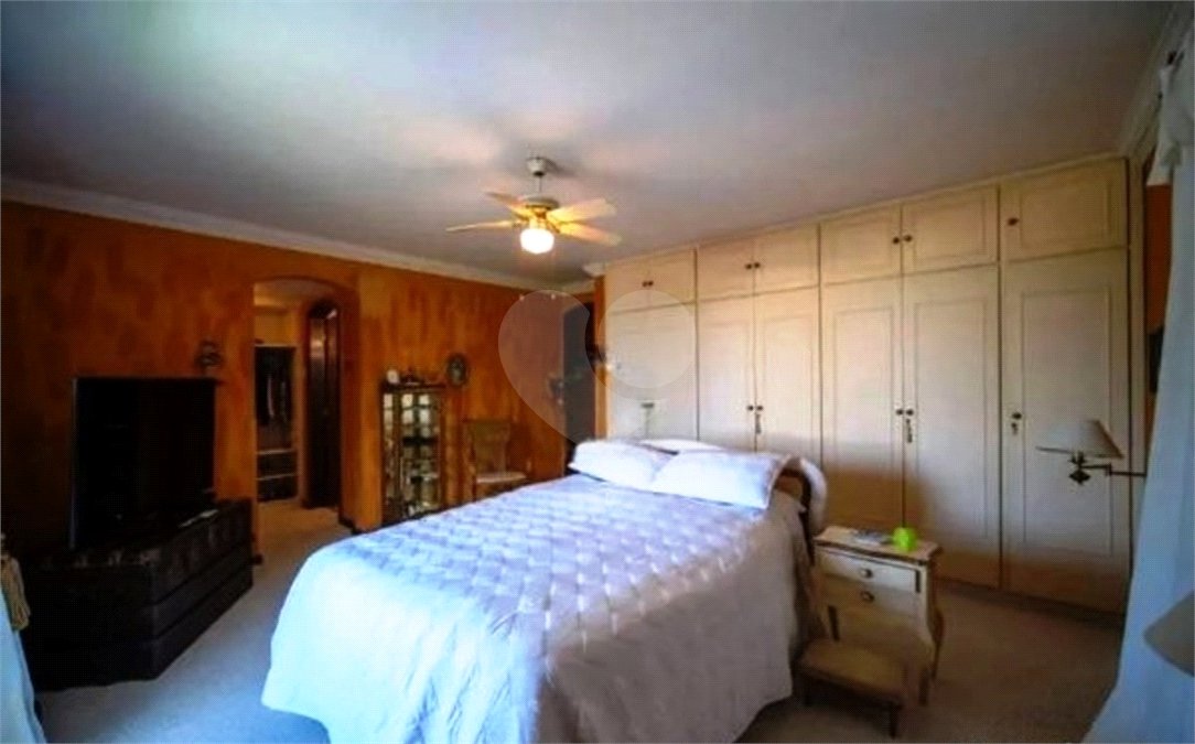 Casa à venda com 5 quartos, sendo 2 suítes,  em Jardim Everest, São Paulo, SP