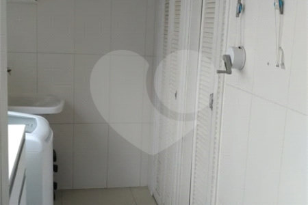 Apartamento à venda com 3 quartos, sendo 1 suíte,  em Cidade Monções, São Paulo, SP