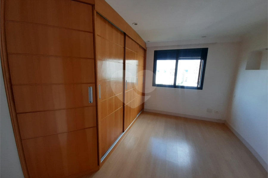 Apartamento à venda com 3 quartos, sendo 1 suíte,  em Santana, São Paulo, SP