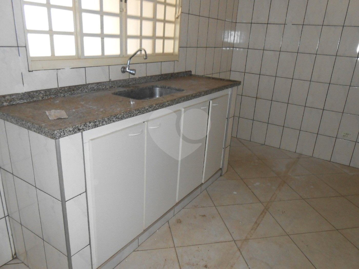 Casa à venda com 3 quartos, sendo 1 suíte, no Centro, Três Lagoas, MS