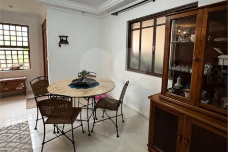 Sobrado à venda com 3 quartos, sendo 1 suíte,  em Mogi Moderno, Mogi das Cruzes, SP