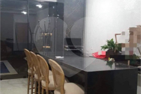 Casa à venda com 3 quartos, sendo 2 suítes, no condomínio Jardim Valencia, Ribeirão Preto - SP