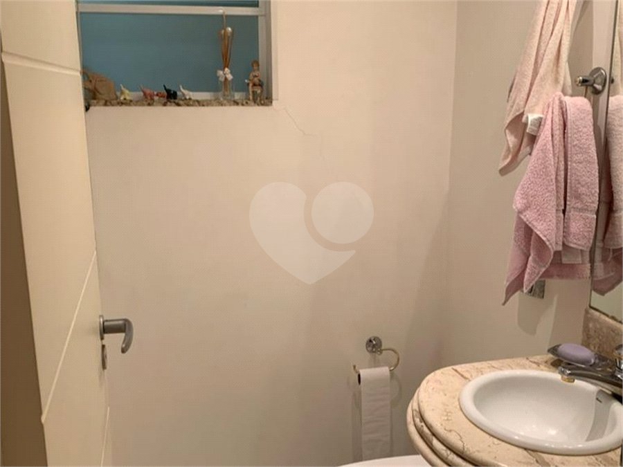 Casa à venda com 3 suítes no condomínio Residencial Villa dos Inglezes, Sorocaba - SP