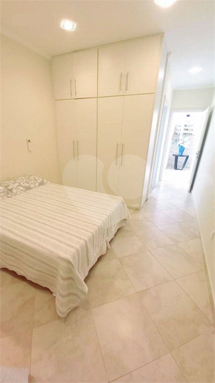 Casa à venda com 3 suítes no condomínio Residencial Parque Arco-íris, Atibaia - SP