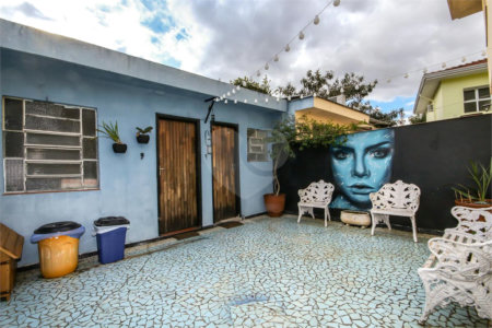 Casa à venda com 3 quartos, sendo 1 suíte, em Alto da Lapa, São Paulo, SP