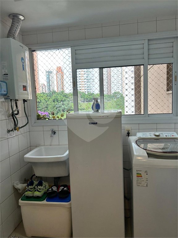 Apartamento à venda com 2 quartos, sendo 1 suíte, em Vila Andrade, São Paulo, SP
