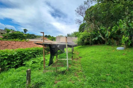 Casa à venda com 3 quartos, sendo 1 suíte, em Vista Alegre, Vinhedo, SP