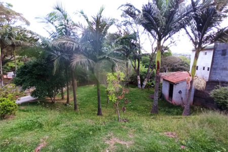 Chácara à venda com 3 quartos, sendo 1 suíte, em Vale das Flores (canguera), São Roque, SP