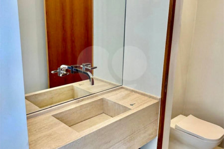 Casa à venda com 4 quartos, sendo 3 suítes, no condomínio Residencial Tivoli Park, Sorocaba - SP