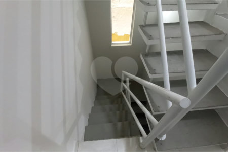 Sobrado à venda com 3 quartos, sendo 2 suítes, em Vila Adalgisa, São Paulo, SP