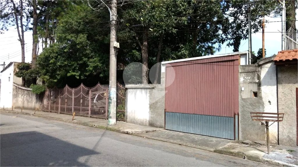 Terreno à venda em Vila Carmosina, São Paulo, SP