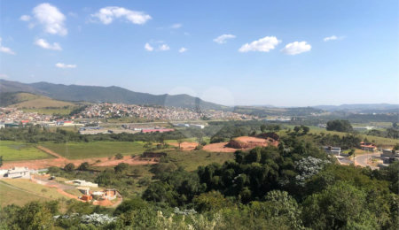 Terreno à venda no condomínio Altos da Floresta, Bom Jesus dos Perdões - SP