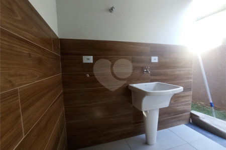 Casa à venda com 3 quartos, sendo 1 suíte, no condomínio Buona Vita, Atibaia - SP