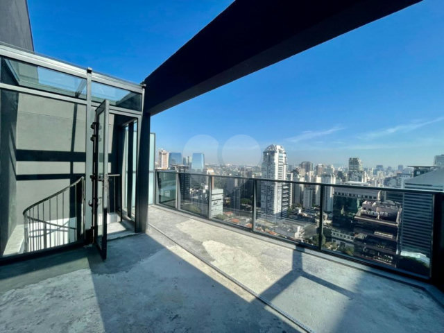 Cobertura à venda com 1 quarto em Vila Olímpia, São Paulo, SP