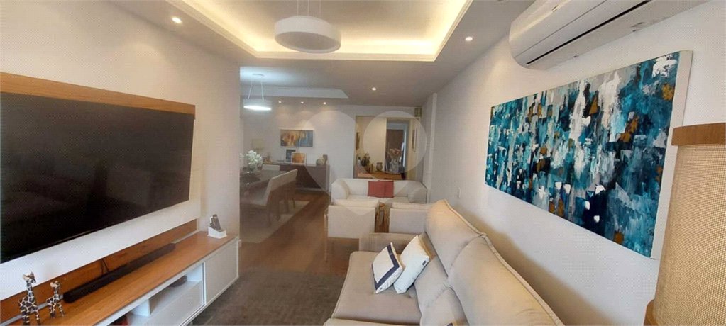 Apartamento à venda com 4 quartos, sendo 1 suíte,  em Tijuca, Rio de Janeiro, RJ
