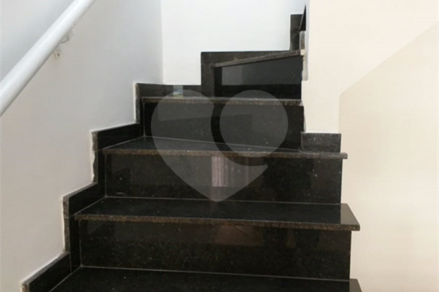 Sobrado à venda com 3 quartos, sendo 1 suíte, em Vila Mazzei, São Paulo, SP