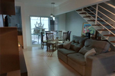 Casa à venda com 3 quartos, sendo 1 suíte, no condomínio Tirreno, Sorocaba - SP