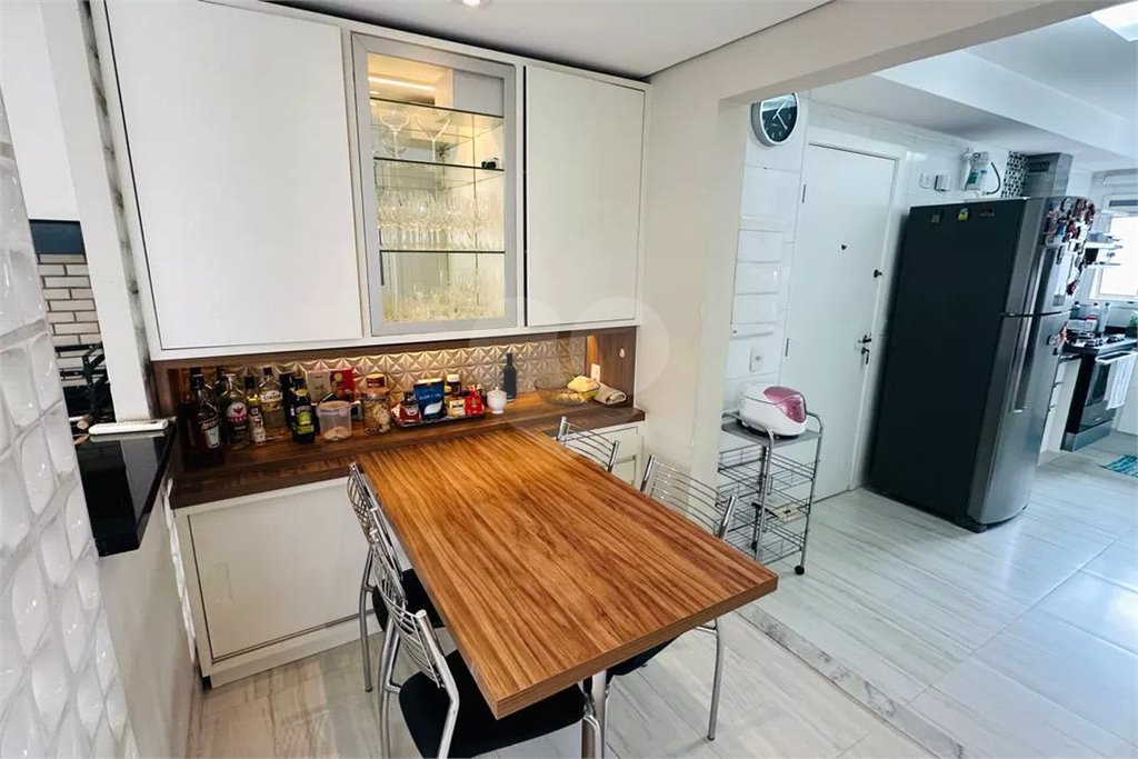 Apartamento à venda com 3 suítes em Vila Mariana, São Paulo, SP