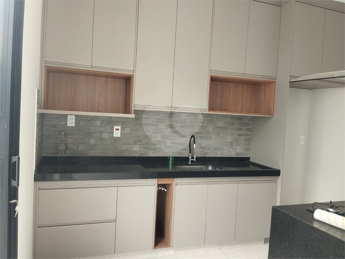 Casa para alugar com 3 quartos, sendo 1 suíte, no condomínio Residencial Reserva do Campo, Araraquara - SP