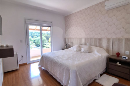 Casa à venda com 3 suítes no condomínio Residencial Villa Di Treviso, Vinhedo - SP
