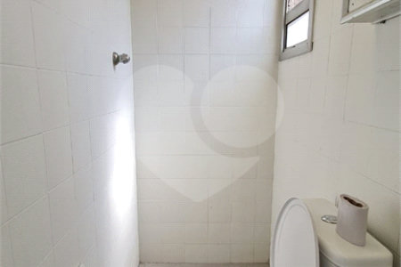 Apartamento para alugar com 2 quartos, sendo 1 suíte,  em Vila Andrade, São Paulo, SP
