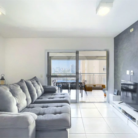 Apartamento à venda com 3 quartos, sendo 1 suíte, em Santo Amaro, São Paulo, SP