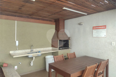 Apartamento á venda no Condomínio Edifício Murano