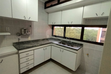 Apartamento á venda 3 dormitórios Vila Andrade, São Paulo - SP