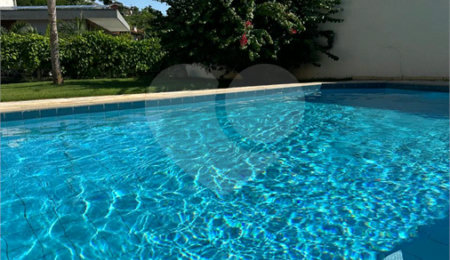 Casa à venda ou para alugar com 4 suítes no condomínio Estância Marambaia, Vinhedo - SP