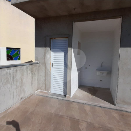 Casa à venda com 2 quartos no condomínio Residencial Luta, São Paulo - SP
