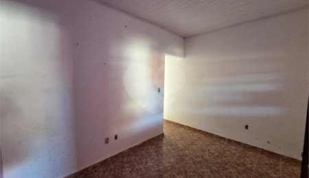 Casa à venda com 2 quartos em Jardim Vieira de Moraes, Itapetininga, SP