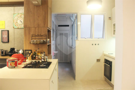 Apartamento à venda com 2 quartos em Bela Vista, São Paulo, SP