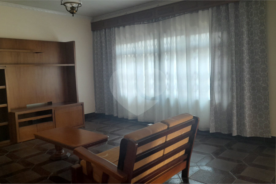 Casa à venda com 4 quartos, sendo 1 suíte, em Jaçanã, São Paulo, SP