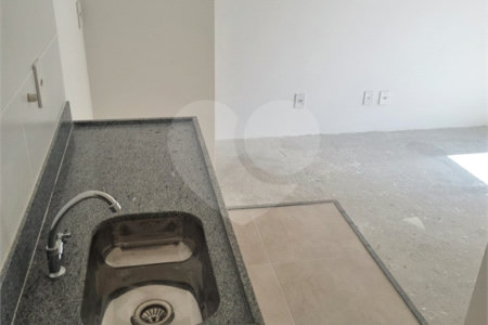Apartamento à venda com 2 quartos em Vila Mazzei, São Paulo, SP