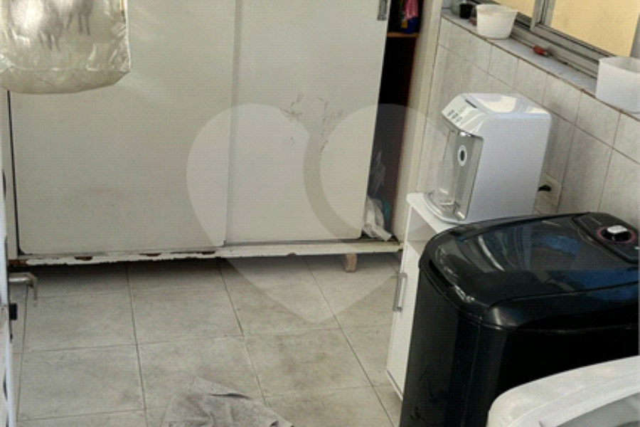 Sobrado à venda com 6 quartos, sendo 1 suíte, em Vila Madalena, São Paulo, SP