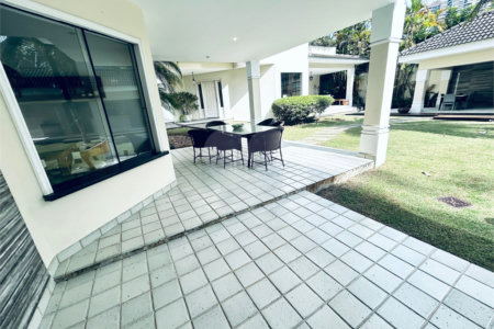 Casa à venda com 8 quartos, sendo 7 suítes, em Barra da Tijuca, Rio de Janeiro, RJ